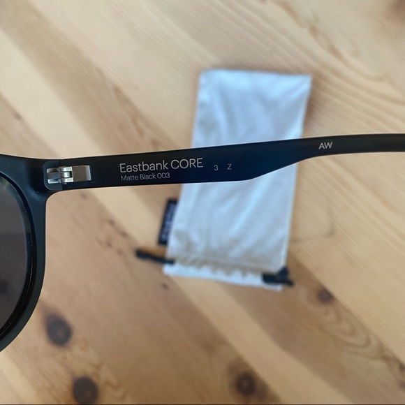 Smith Eastbank CORE sunglasses - Picture 3 of 4
